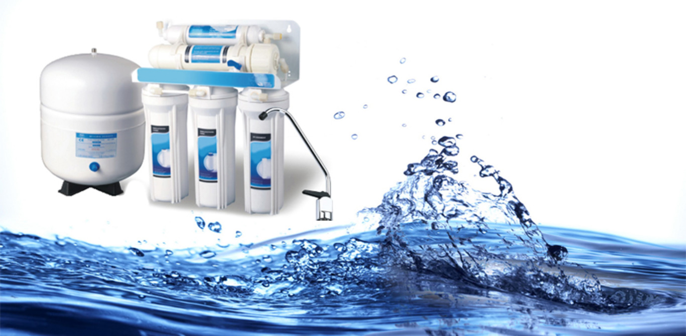 Водяной очистка воды. Система очистки воды Аквафор. Аквафор фильтры для воды баннеры. Очистной фильтр для воды. Водоподготовка питьевой воды.